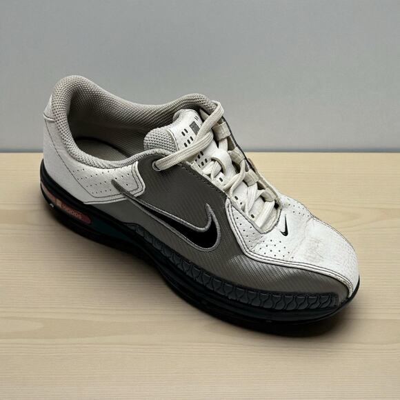 Nike Tiger Woods Low Top Cleats White Gray Golf Shoes Youth Size 1 - Picture 1 of 10